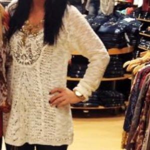 Solitaire cream lace top